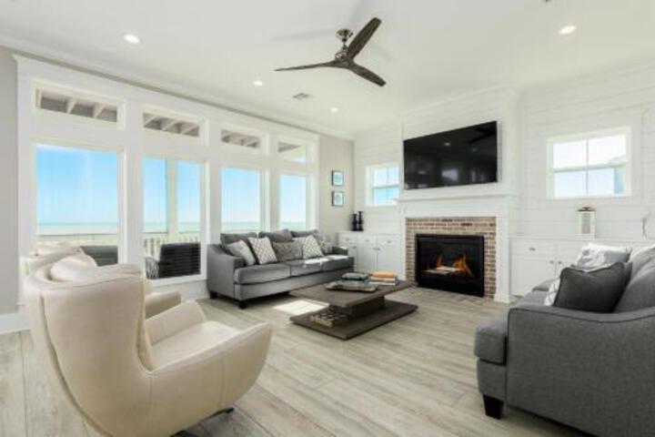 New Listing! Spacious Brand New Beach Home Home - thumb 0