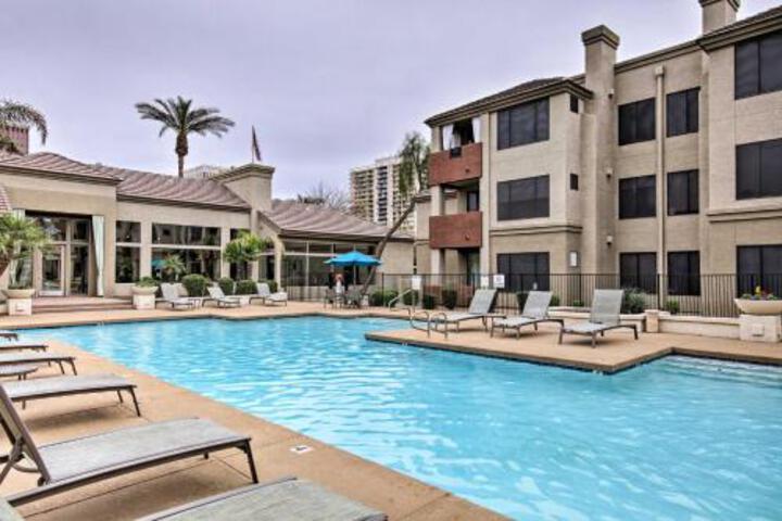 Chic Condo W / Pool 3 Mi To Downtown Phoenix! - thumb 0