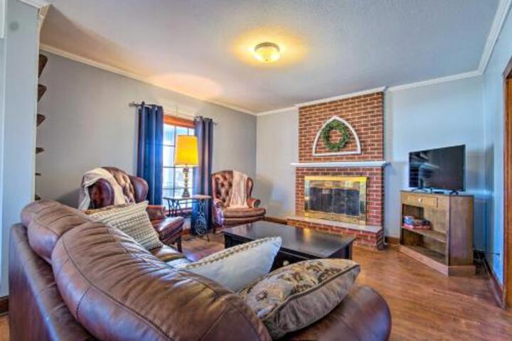 Quiet Family Home 12 Miles To State Park! - thumb 3