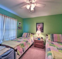 Large Beachfront Home with Boardwalk  Elevator - Accommodation Los Angeles