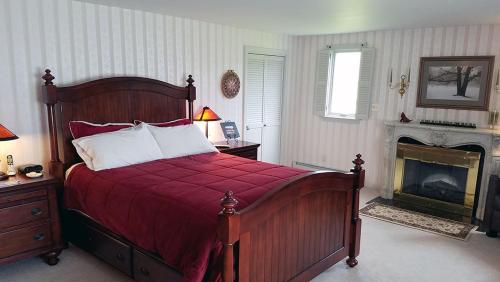 Alpine Meadows Lodge Beautiful Home On 7 Acres Of Land Just A Mile From Main Street - thumb 3