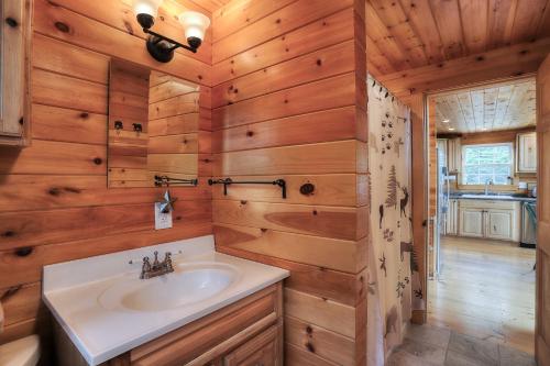 Blais Mountain Cabin Private New Cabin With Incredible Views Of Rangeley Lake! - thumb 3