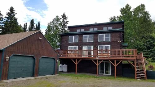 Butler House Spacious Log Home Nestled In The Woods - thumb 0
