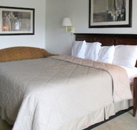 American Inn and Suites - Accommodation Los Angeles