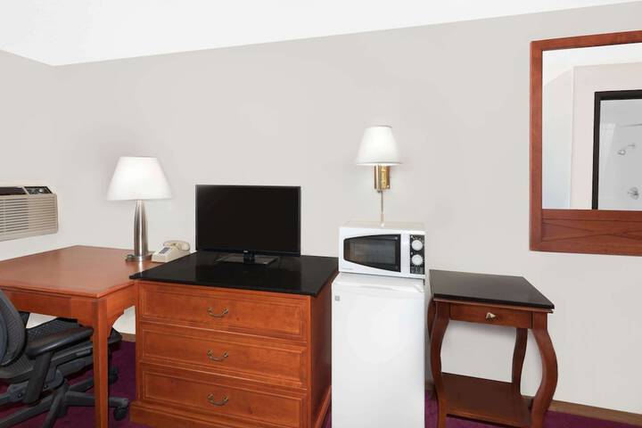 Super 8 By Wyndham Algona - thumb 6