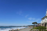 The Oceanfront Villa / Hotel