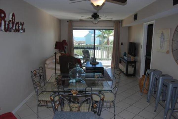 The Landing 105 Condo - thumb 0