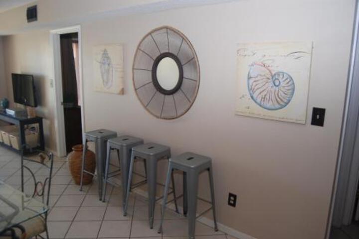 The Landing 105 Condo - thumb 4