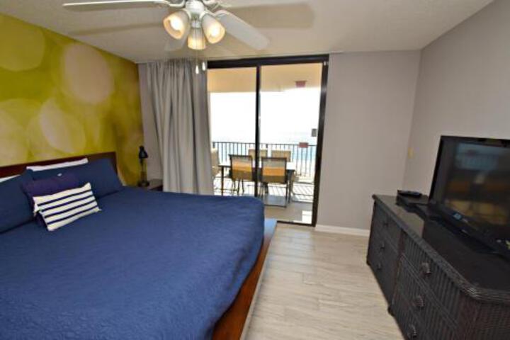 Phoenix East 806 Condo - thumb 2