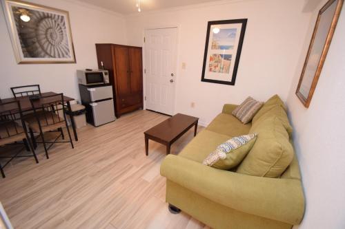 Beachview 216 By RedAwning - thumb 0