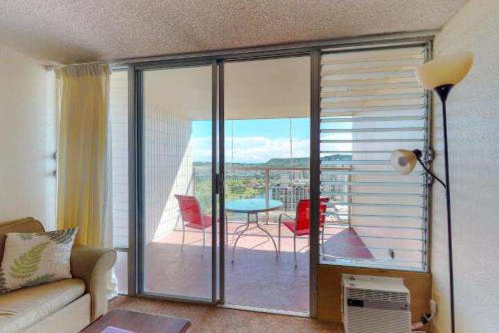 Island Colony #3917 - thumb 2