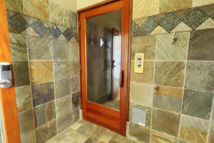 Island Colony #3915 - thumb 0