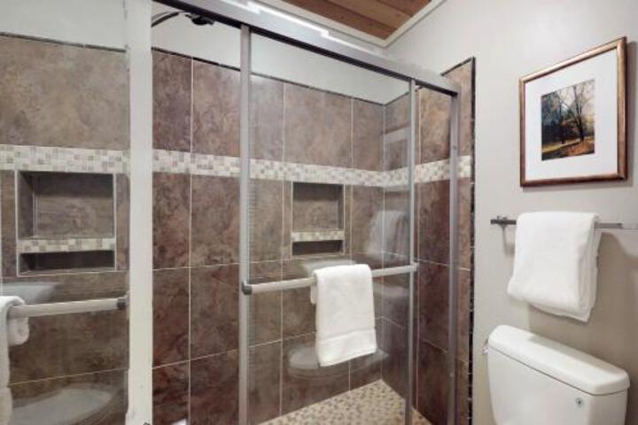 Delightful Atelier Getaway - thumb 1