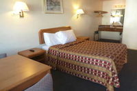 Milwaukie Inn Portland South