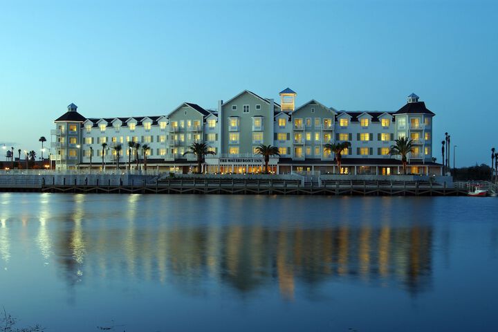 The Waterfront Inn - thumb 2