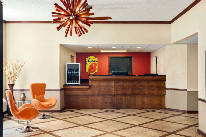 Super 8 By Wyndham Clinton - thumb 3