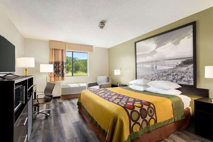 Super 8 By Wyndham Clinton - thumb 4