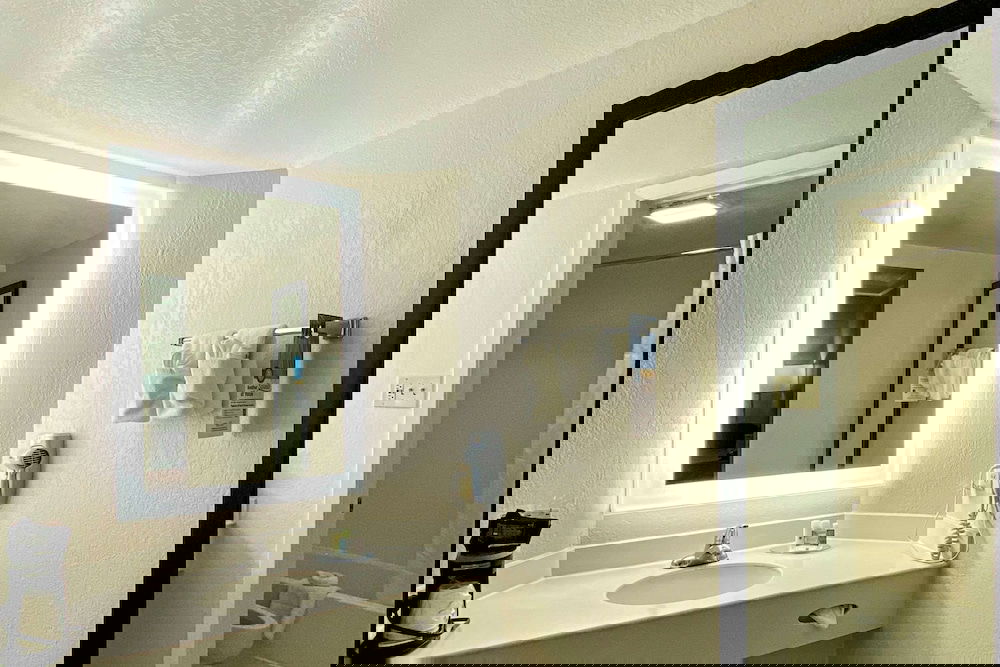 Quality Inn Harlingen - thumb 2