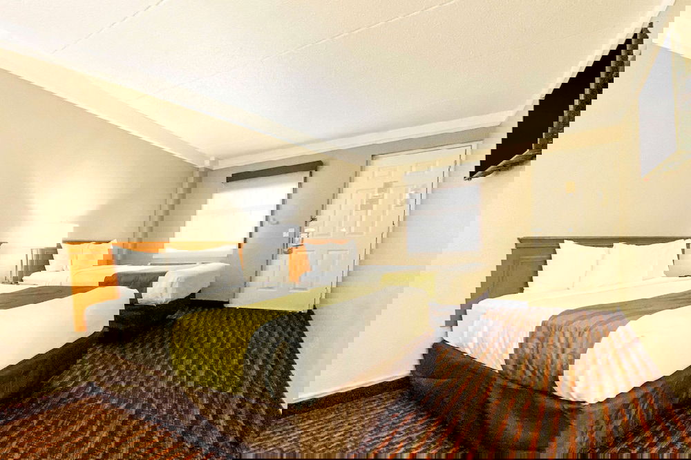 Quality Inn Harlingen - thumb 3