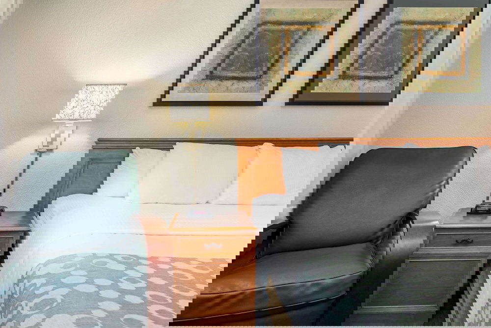 La Quinta Inn By Wyndham New Orleans Causeway - thumb 6