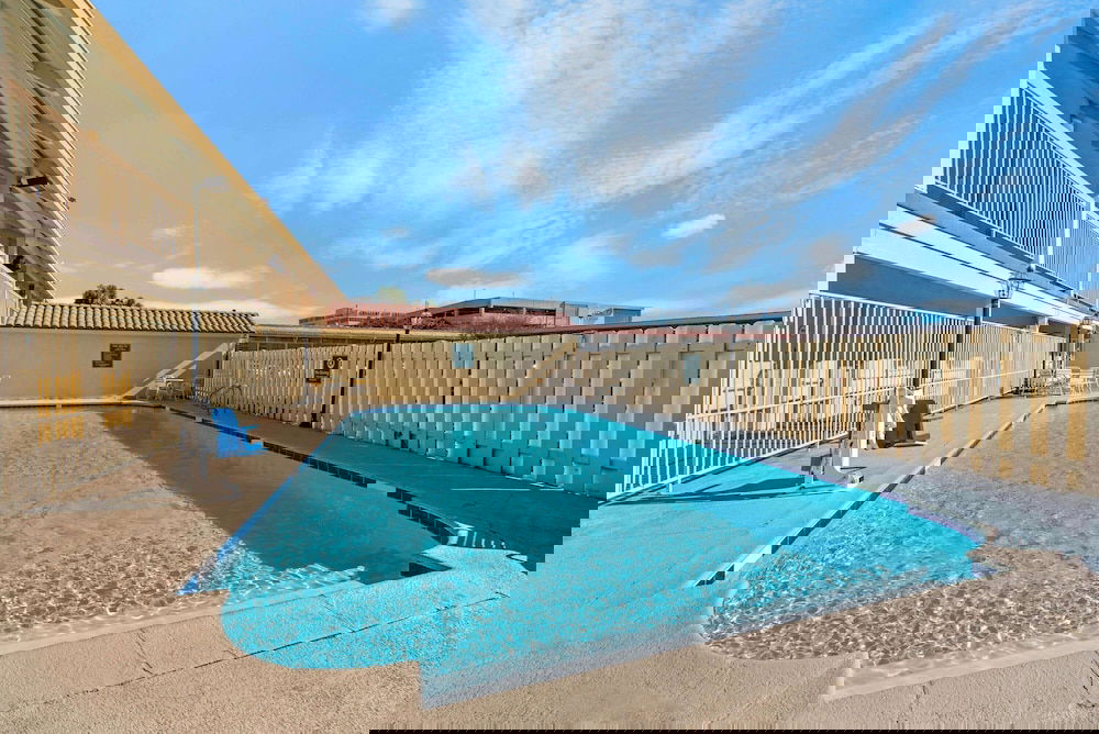 La Quinta Inn By Wyndham New Orleans Causeway - thumb 3