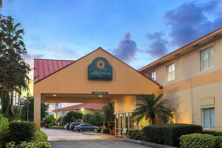 La Quinta Inn By Wyndham Ft. Lauderdale Northeast - thumb 1