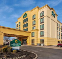 La Quinta Inn  Suites by Wyndham Garden City - Accommodation Los Angeles