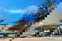 La Quinta Inn  Suites by Wyndham Mission at West McAllen