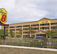 Super 8 by Wyndham Fort Myers - Accommodation Los Angeles