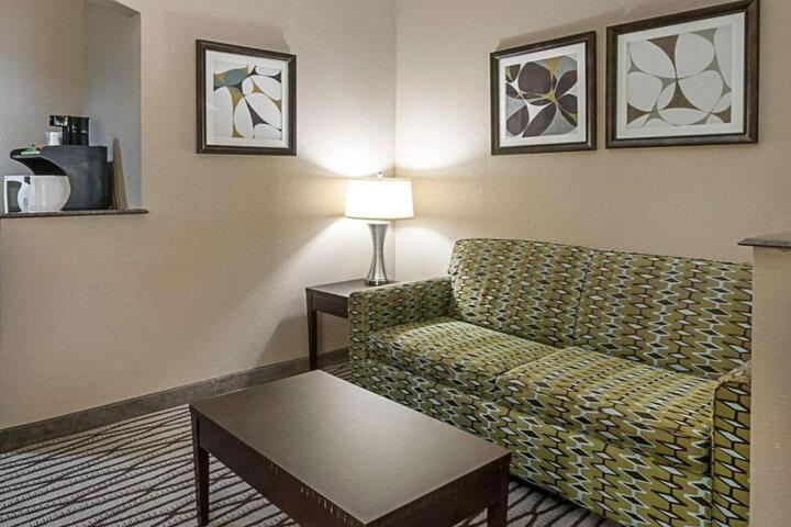 Quality Suites - thumb 4