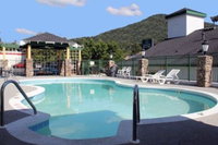 Quality Inn  Suites Biltmore East