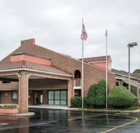 Rodeway Inn At Fort Lee - Accommodation Los Angeles