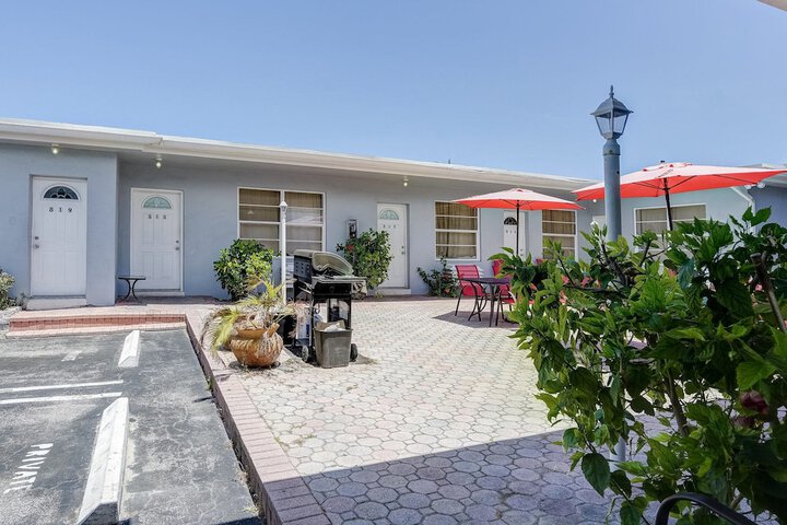 Silver Spray Motel - thumb 6