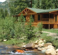 The Evergreens On Fall River - Accommodation Los Angeles