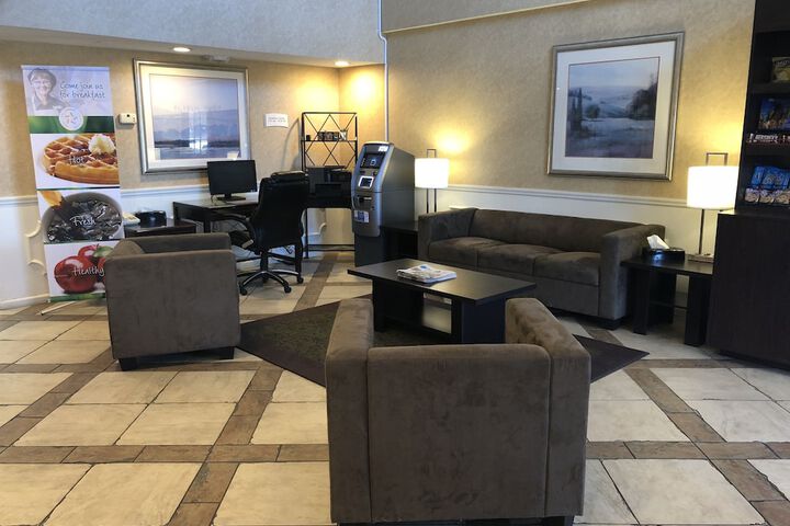 Quality Inn Laurinburg - thumb 7