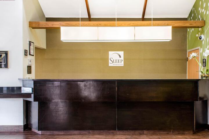 Sleep Inn & Suites Metairie - thumb 3