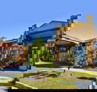 Peach State Inn & Suites - Accommodation Los Angeles