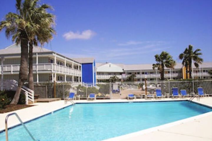 Inn At The Waterpark - thumb 0