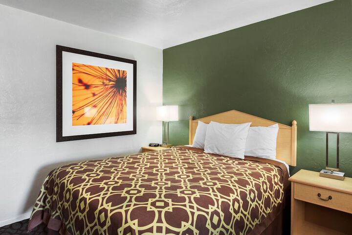 Downtown Inn - thumb 5