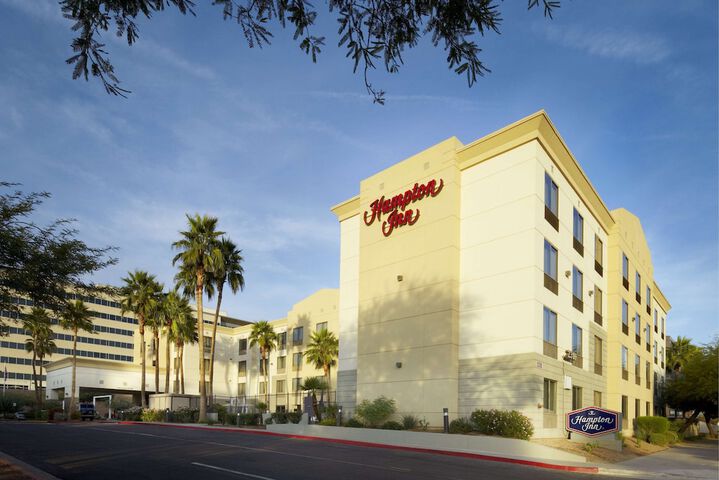 Hampton Inn Phoenix-Biltmore - thumb 1