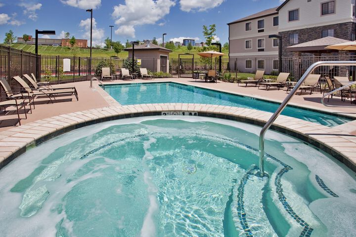 Staybridge Suites Kansas City Independence - thumb 6