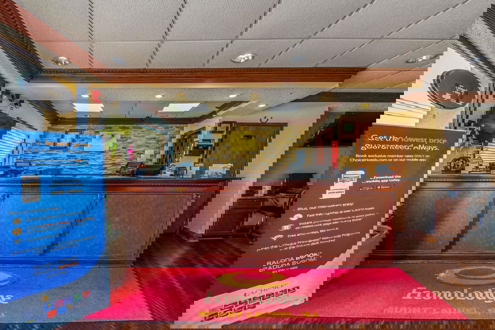 Econo Lodge Mt Laurel - thumb 3