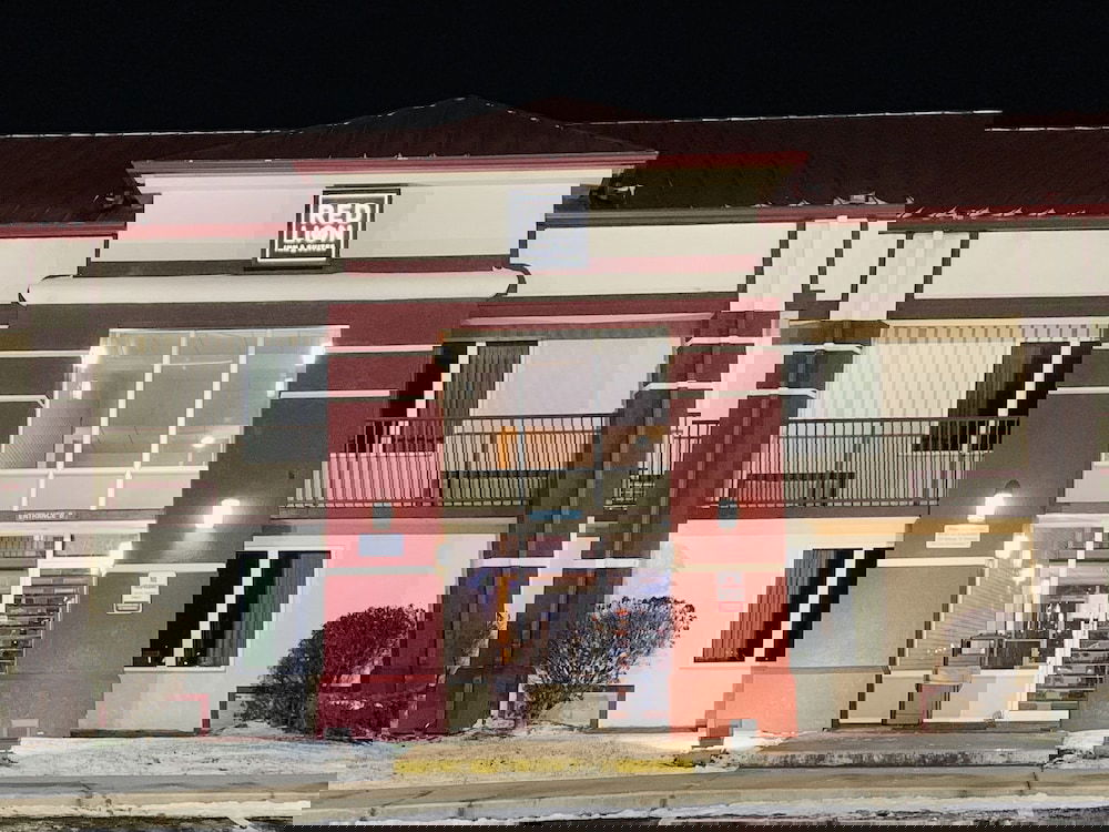 Countryside Suites Kansas City Independence I-70E Sports Complex Hotel - thumb 0