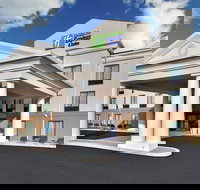 Holiday Inn Express Hotel  Suites Lebanon an IHG Hotel - Accommodation Los Angeles