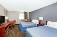 Days Inn by Wyndham West Des Moines