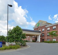 Holiday Inn Express  Suites Bridgeport an IHG Hotel - Accommodation Los Angeles