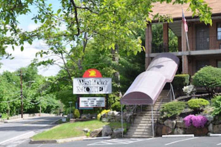 West Point Motel - thumb 0