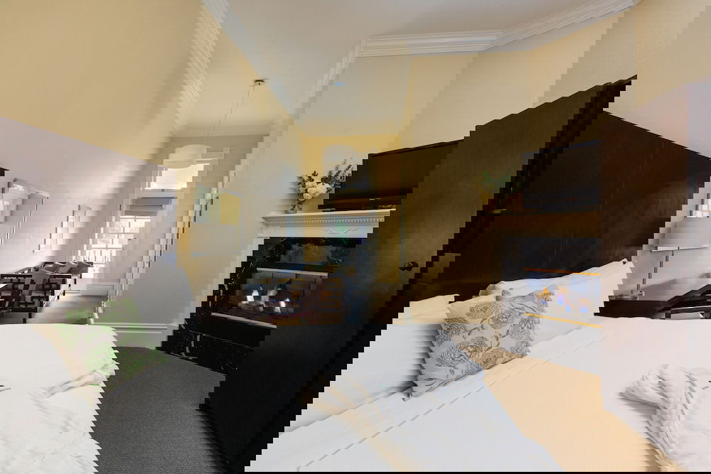 Healdsburg Inn On The Plaza, A Four Sisters Inn - thumb 2