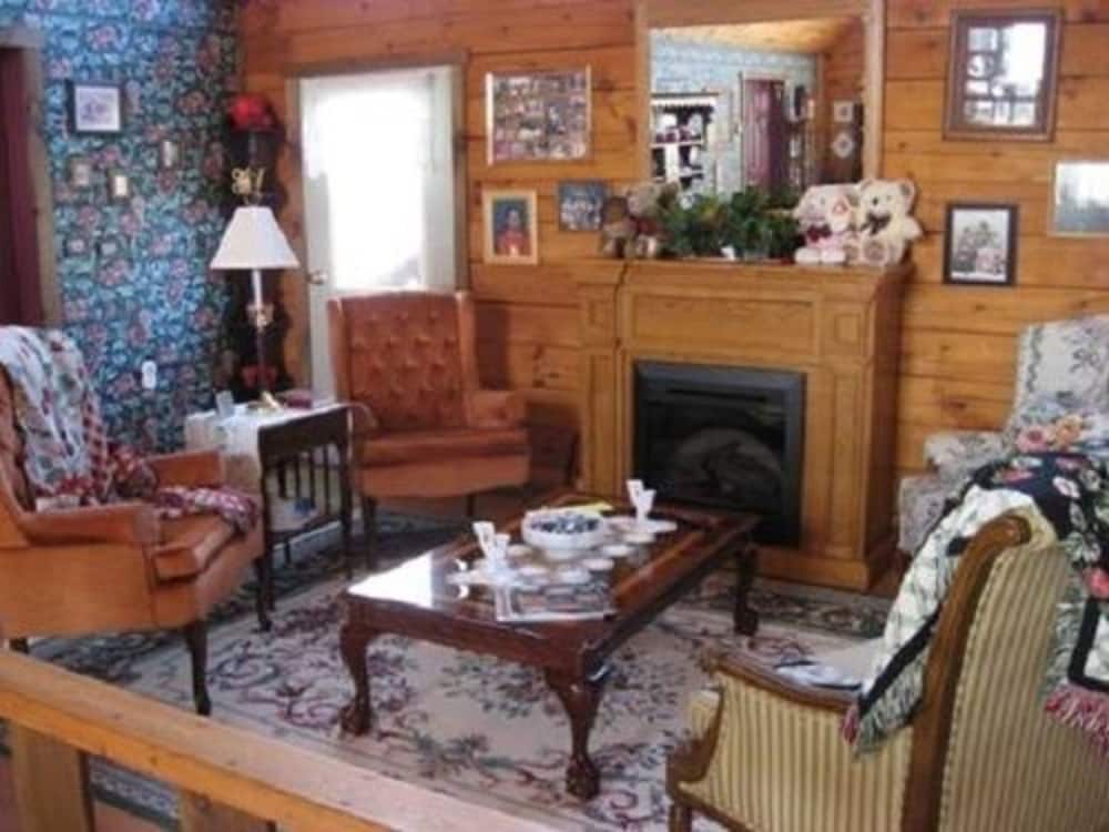 Berry Patch Bed And Breakfast - thumb 3