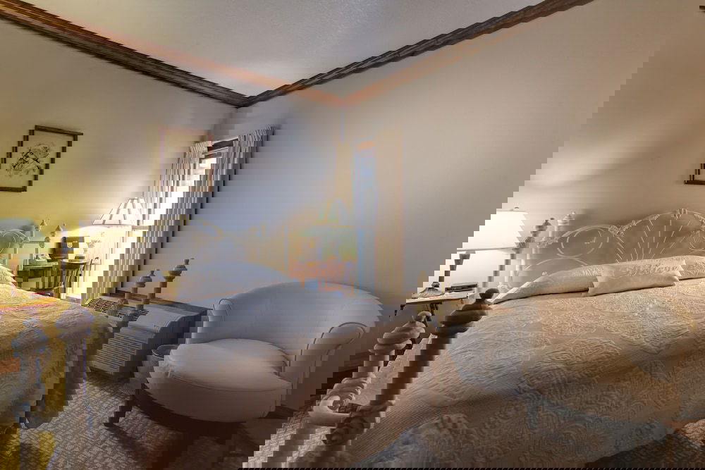 Afton House Inn - thumb 6